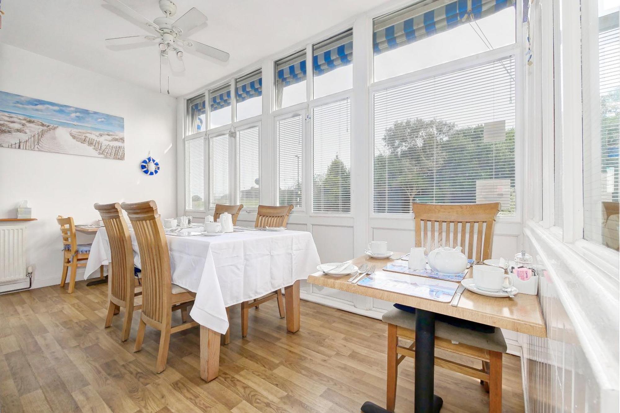 Bay Lodge Guest House Истборн Екстериор снимка