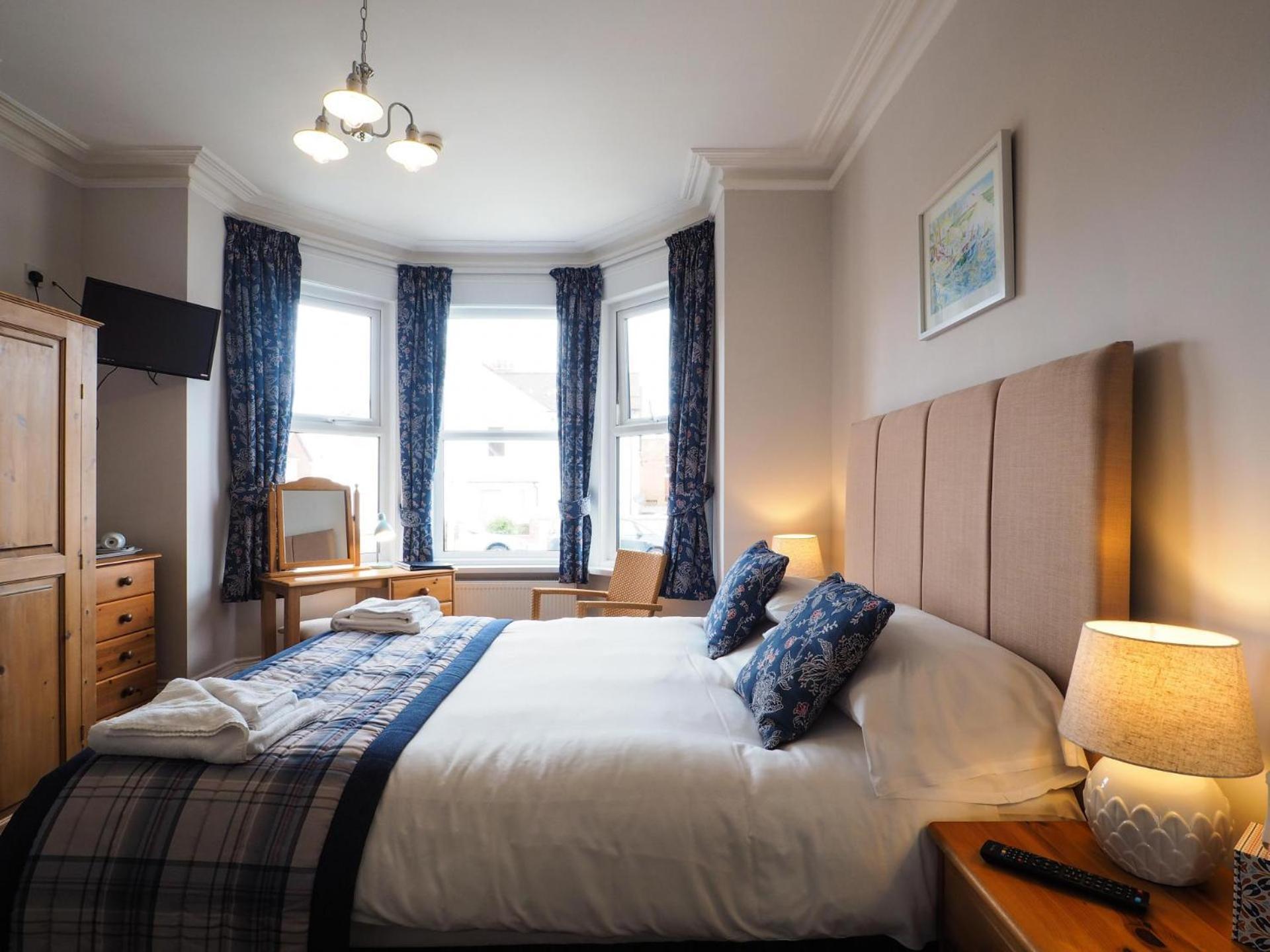 Bay Lodge Guest House Истборн Стая снимка