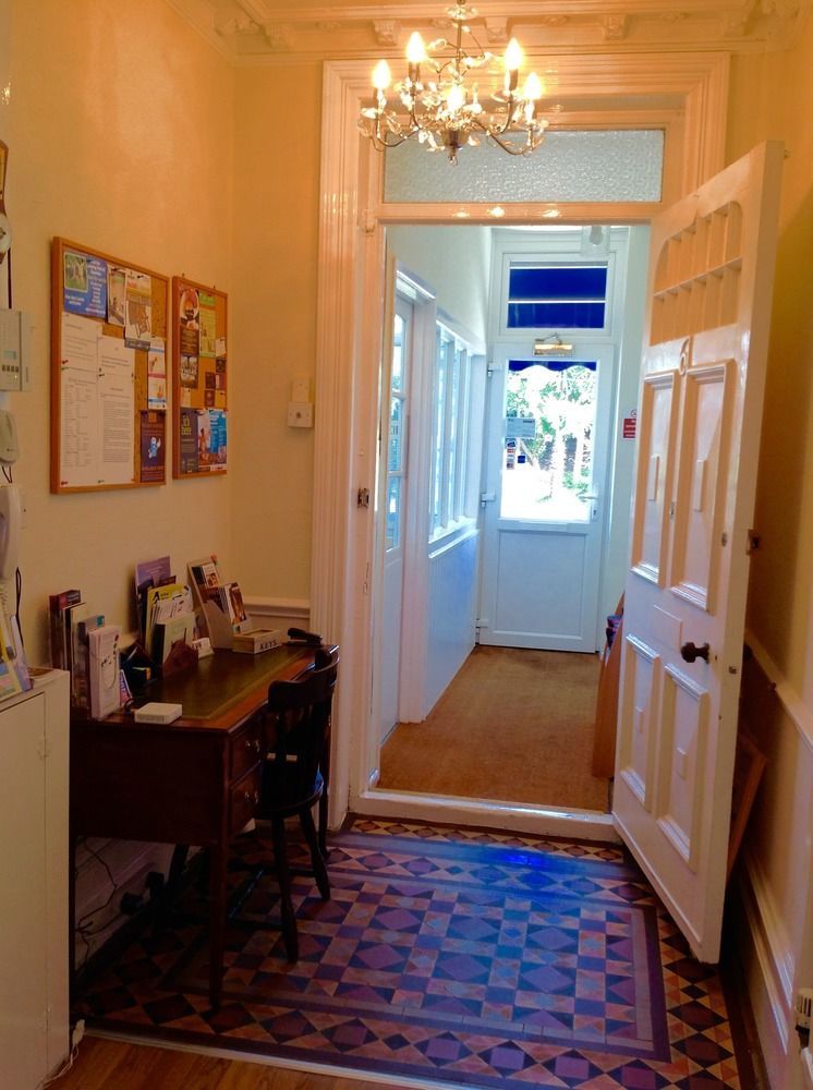 Bay Lodge Guest House Истборн Екстериор снимка